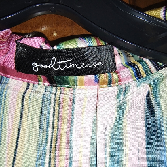 Women's 2pc Leisure Set - Picture 7 of 11